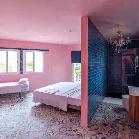 Flamingo Lujo Villa